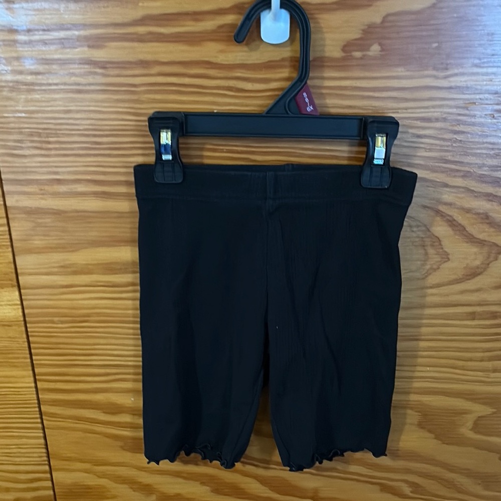 Old Navy Black Mid-Thigh Shorts